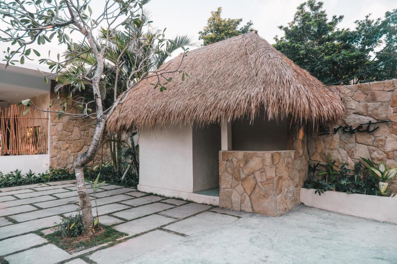 Reset Lombok Hotel Kuta  外观 照片